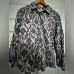 Ariat Real Billie Jean Shirt. Relaxed fit. Size XL. EUC!